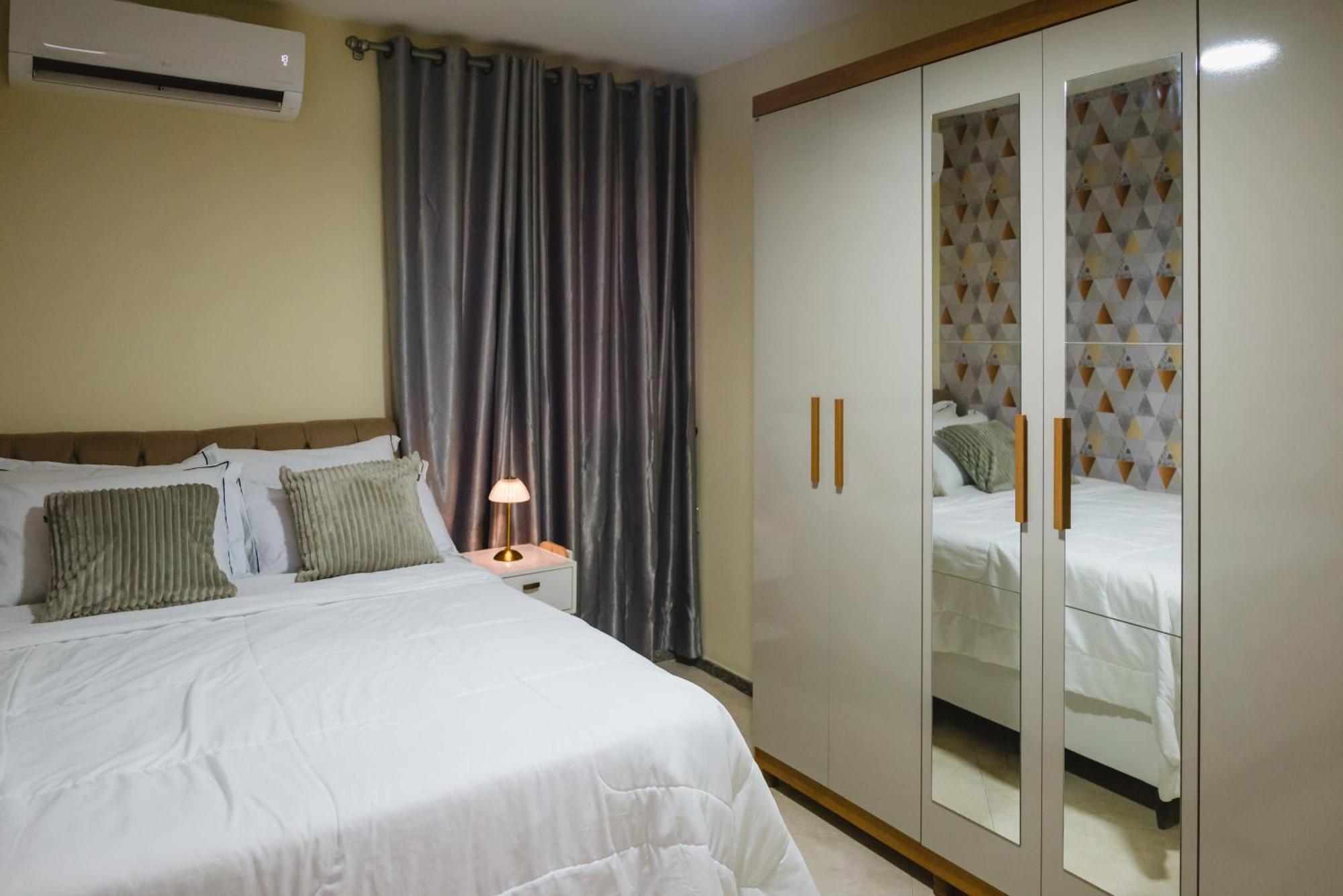 Apartamento Mobiliado Proximo A Orla De Atalaia Aracajú